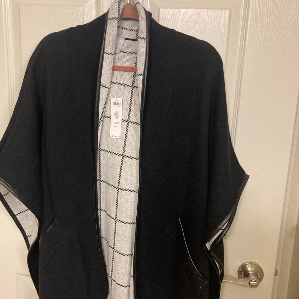 Chico's Black and White Knit Ruana